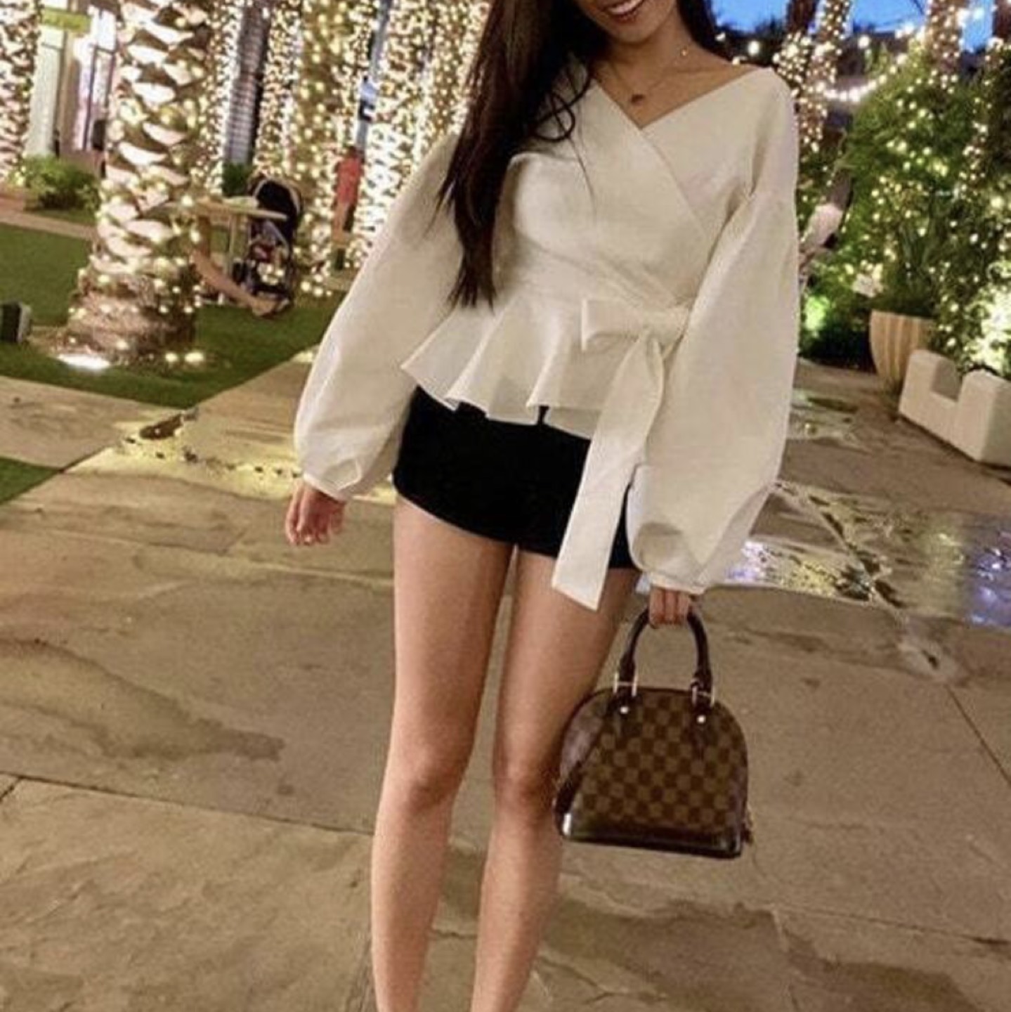 NEW Belted peplum blouse with balloon sleeves XS image indicator(7)