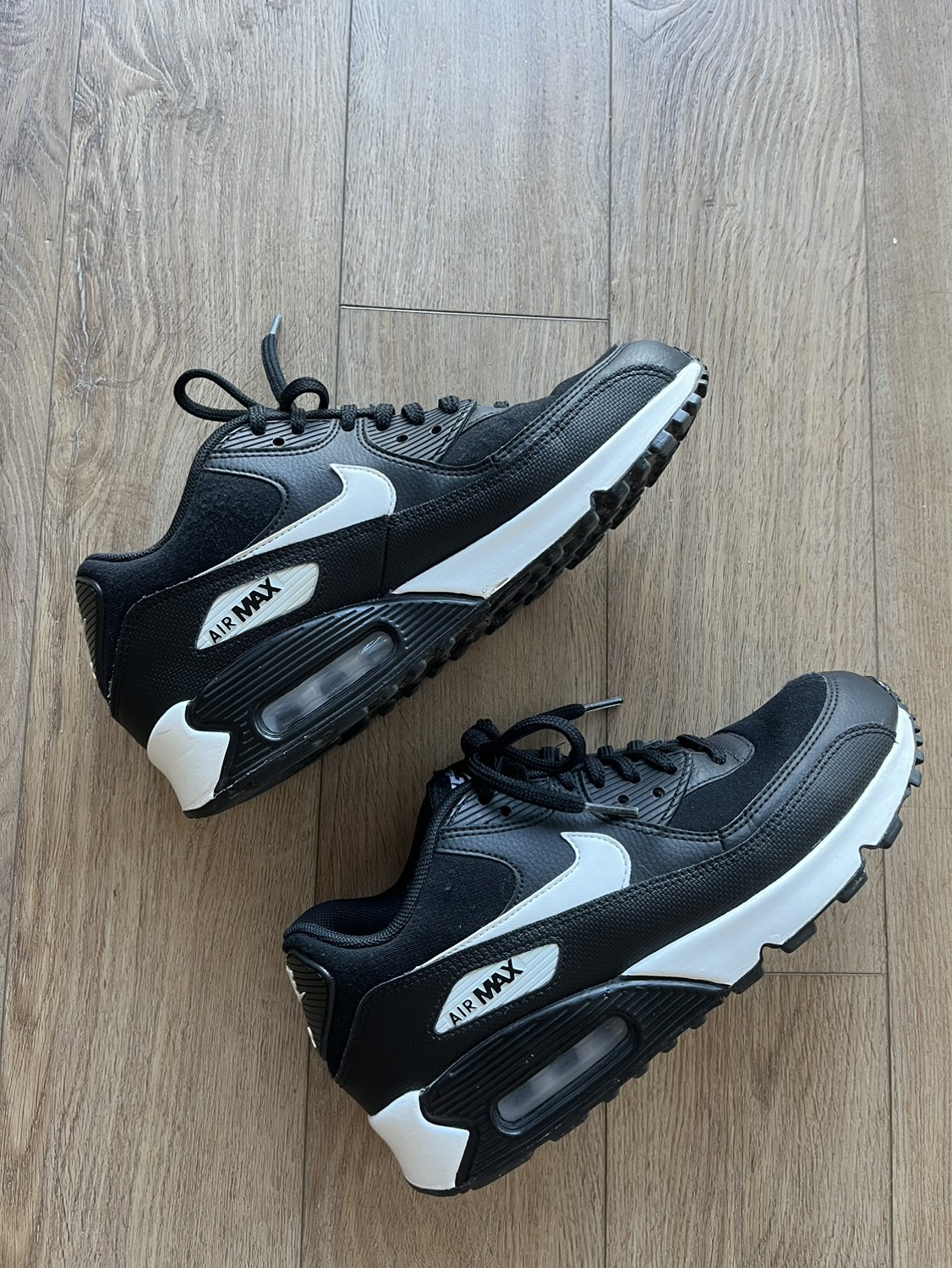 Nike Air Max’s - size 7.5 - photo 2