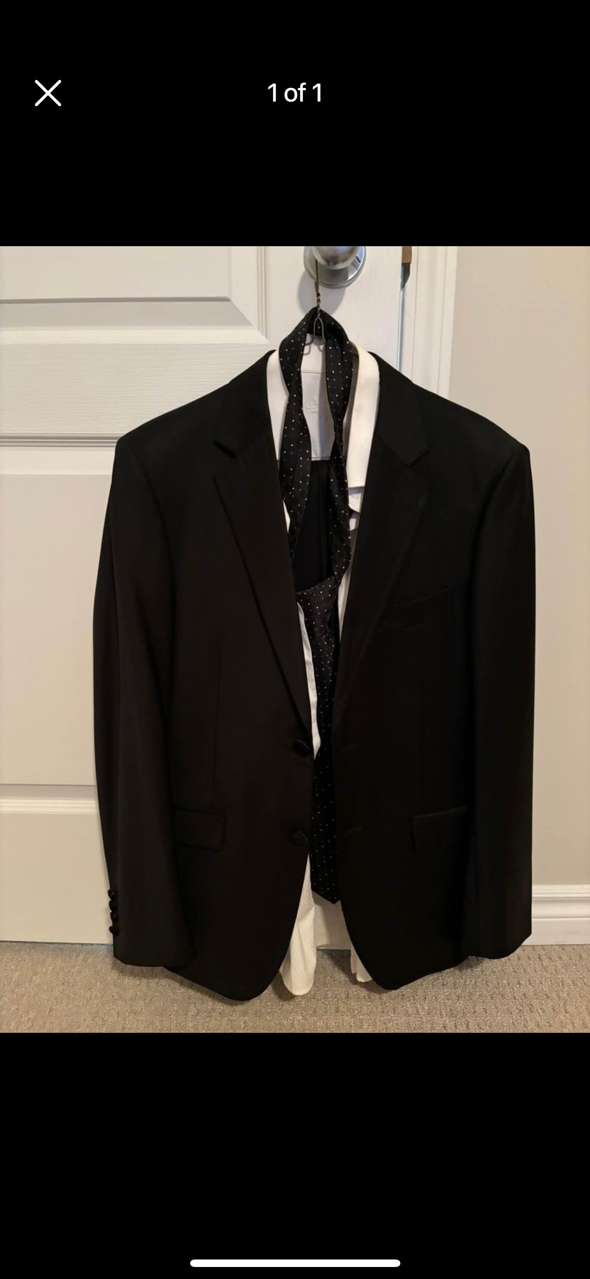 Men’s suit thumbnail