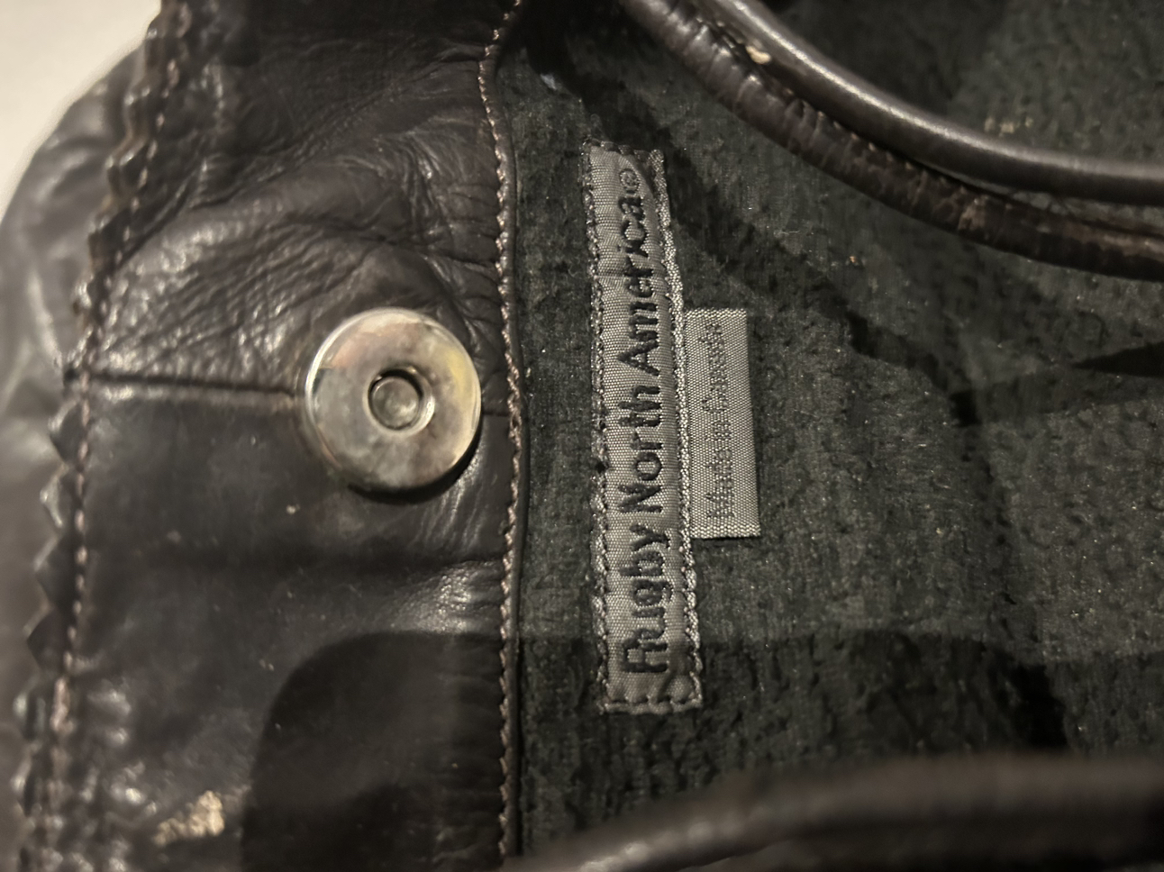 Rugby North America leather tote image indicator(8)