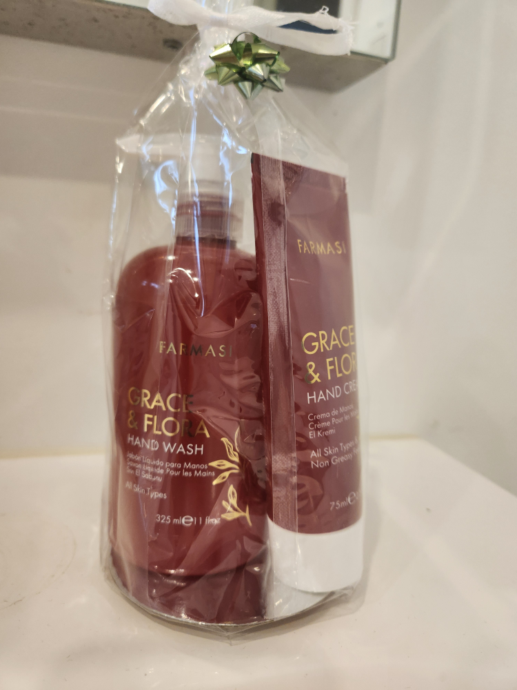 Grace & Flora hand wash & hand cream set image indicator(2)