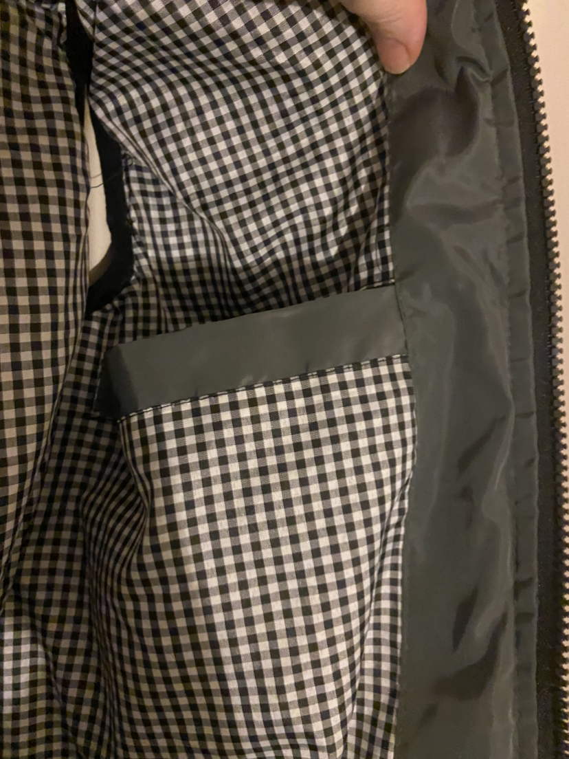 Vest -Brand new …mens /unisex ?…size  Med or small image indicator(4)