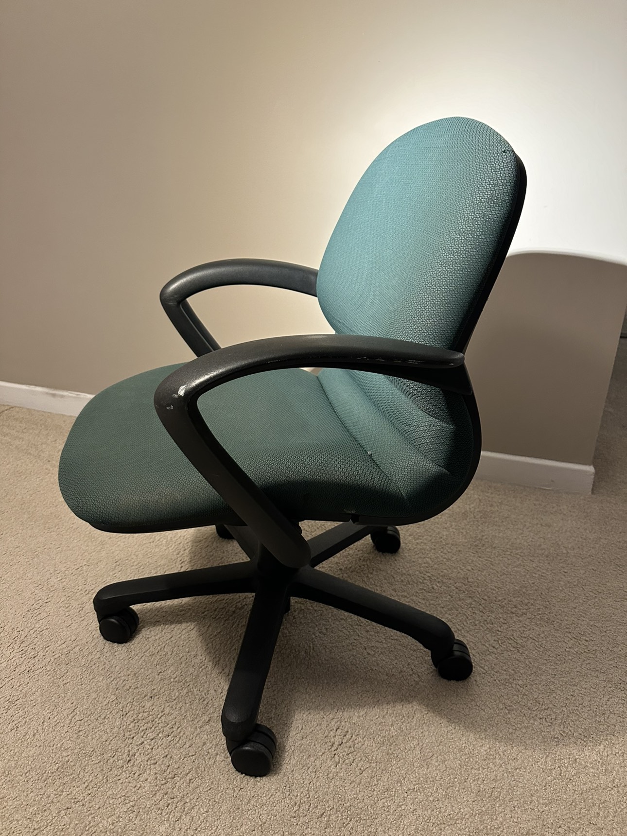 Office chair - photo 2