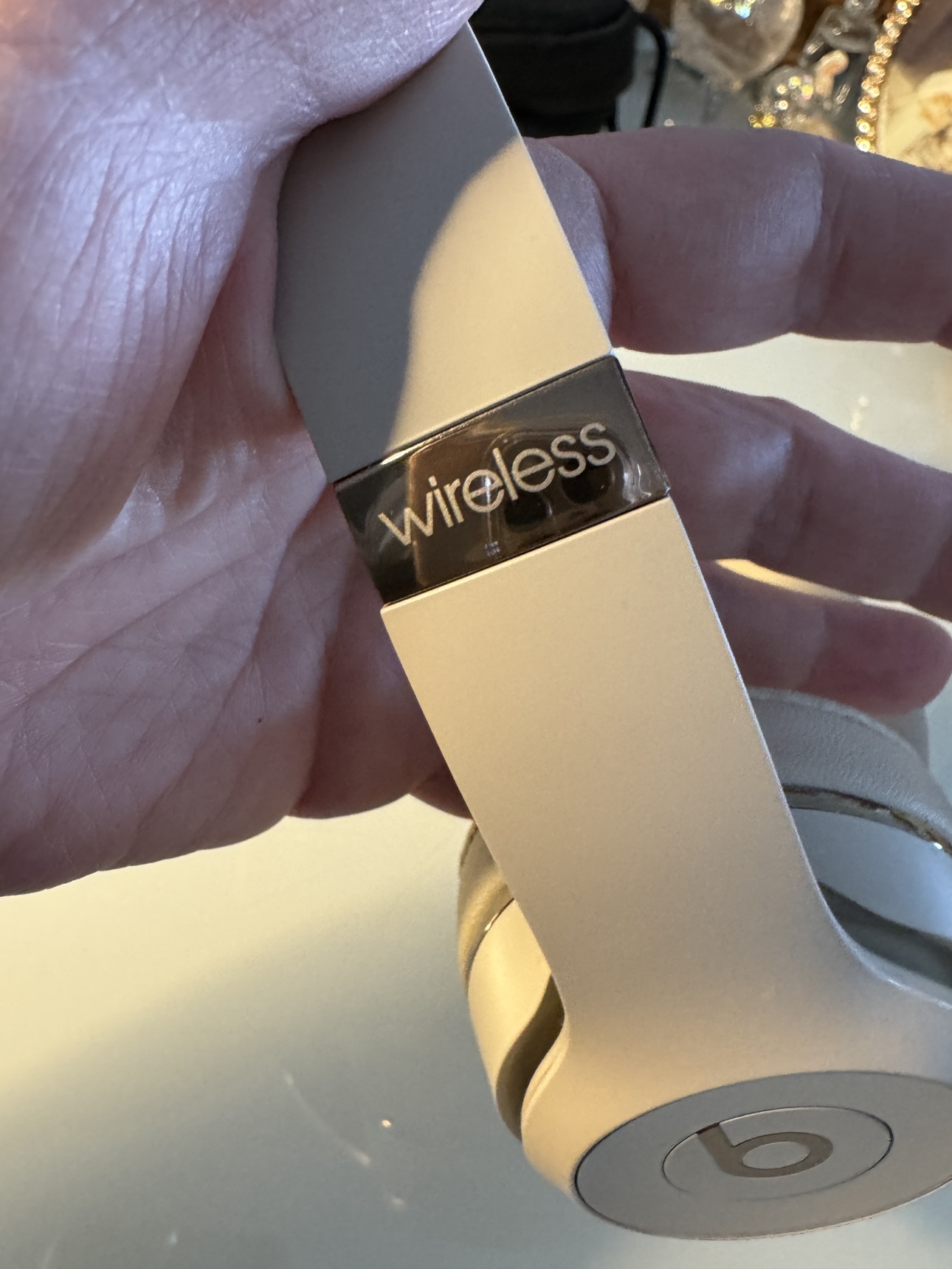 Beats Wireless Solo 3 Headphones with case! - photo 4