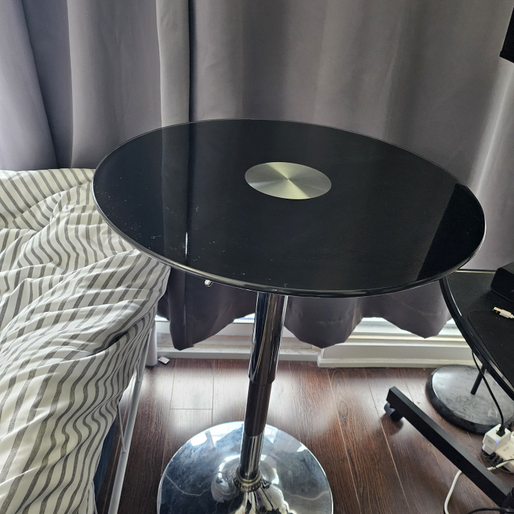 Adjustable table - photo 2