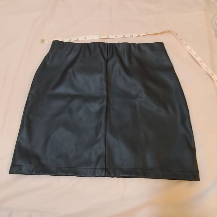 Women’s leather dark green skirt - photo 3