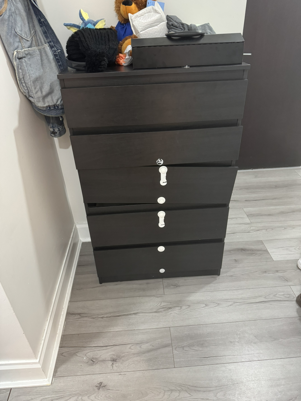 Dresser- Ikea chest of drawers - photo 2