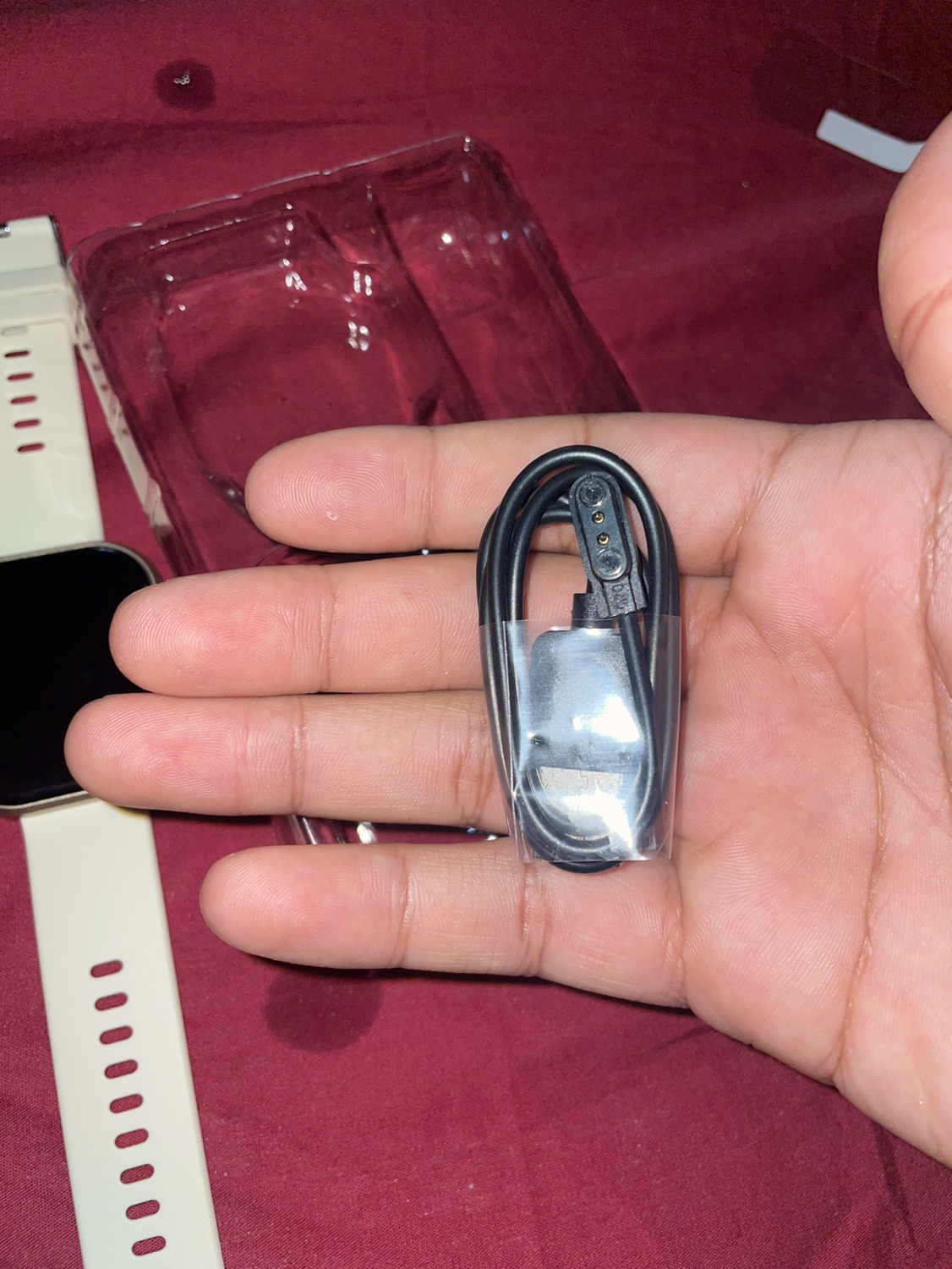 New - Smartwatch w/ Charger image indicator(7)