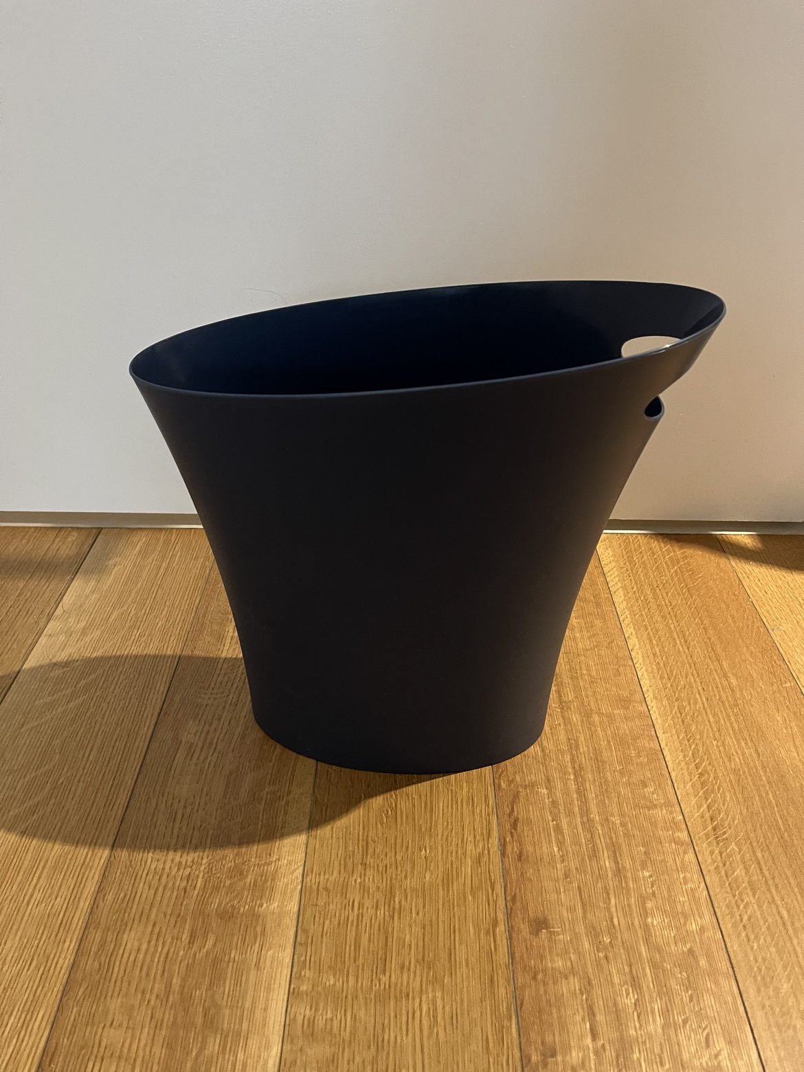 Trash can thumbnail