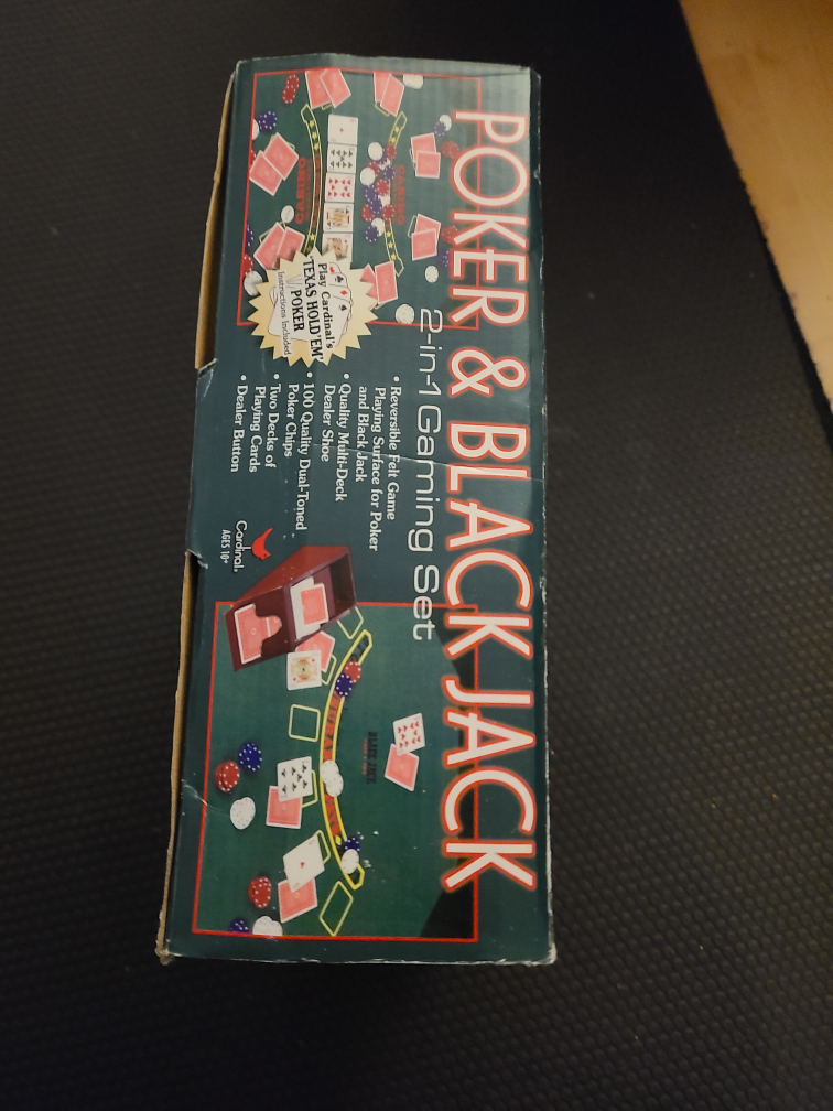 Brand new Poker & Black Jack 2-in-1 Gaming set image indicator(2)