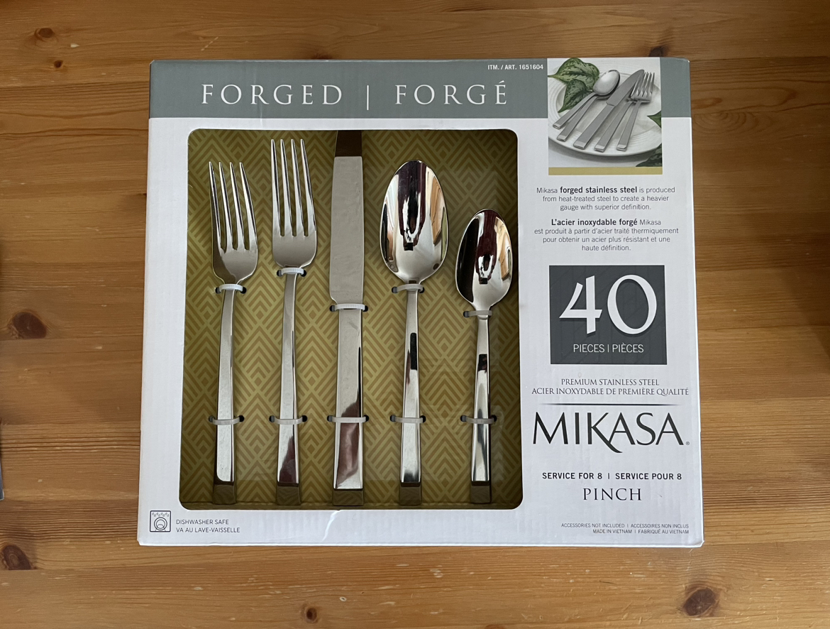 Mikasa 40pc Flatware Set