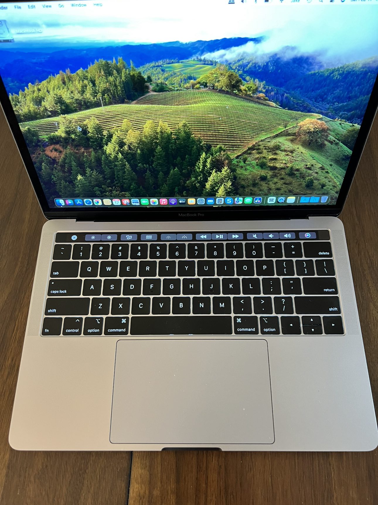 2018 MacBook Pro | 16GB RAM | 250GB Storage | WITH Touchbar - photo 2