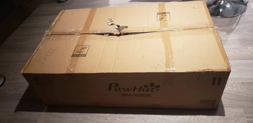 Dog Bed - Coach style image indicator(4)