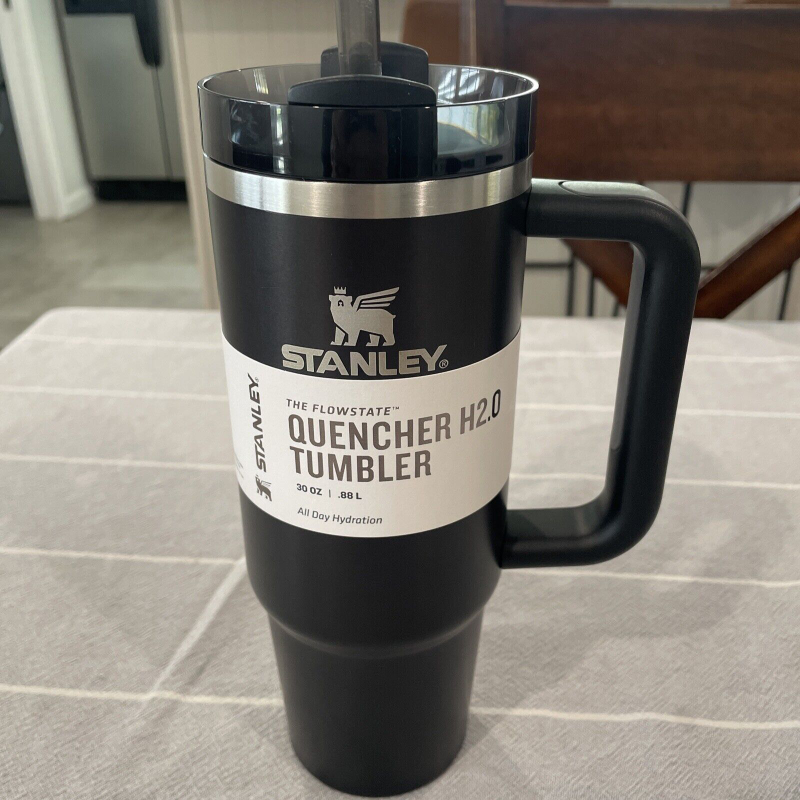 stanley 30oz black tumbler