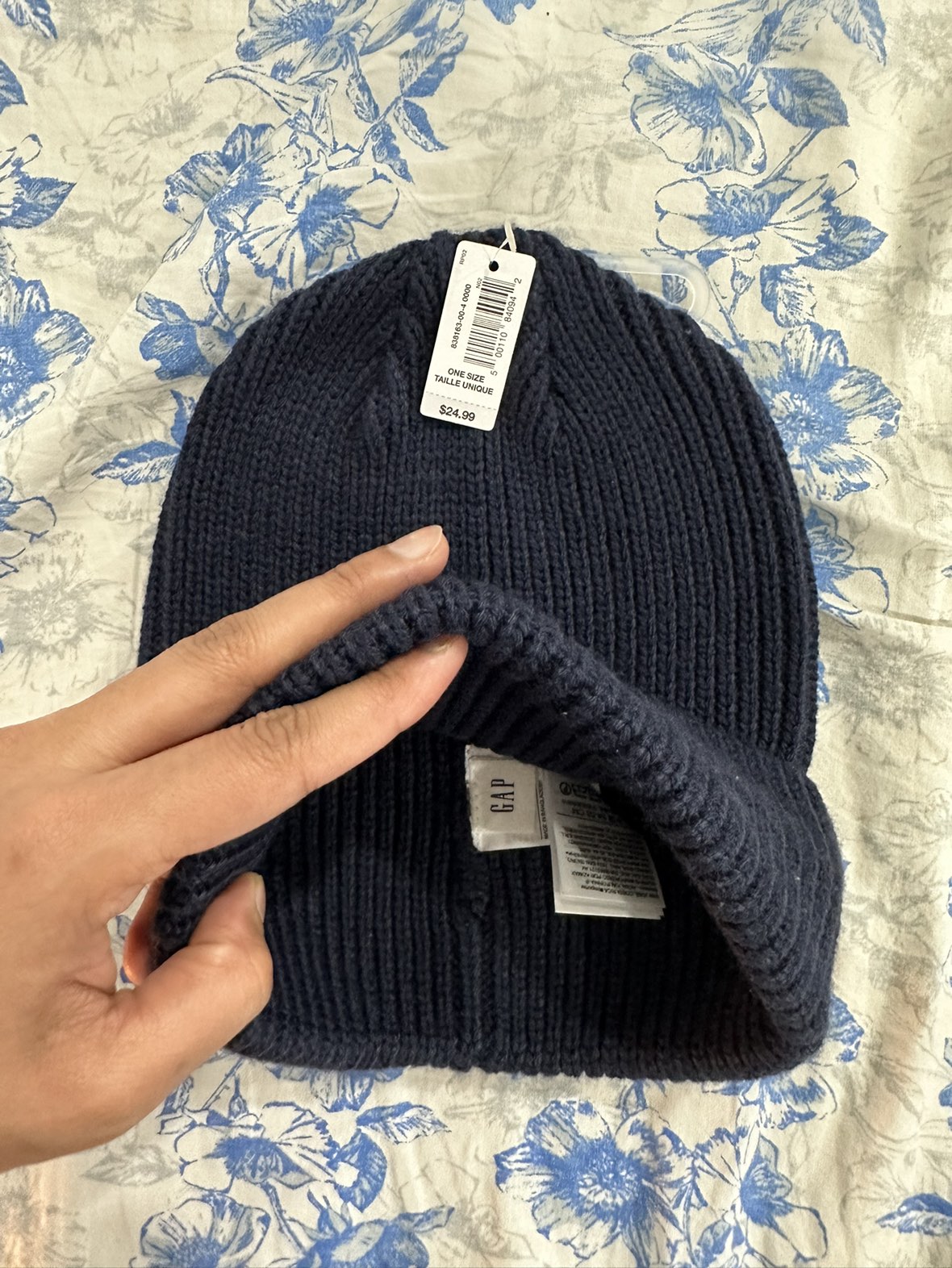 GAP Toque,Brand New - photo 2