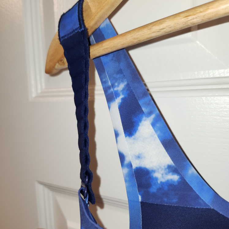 KNIX CATALYST SPORTS BRA Indigo Tie Dye 🦋💙 image indicator(4)