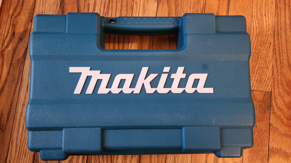 Electric screwdriver, reversible