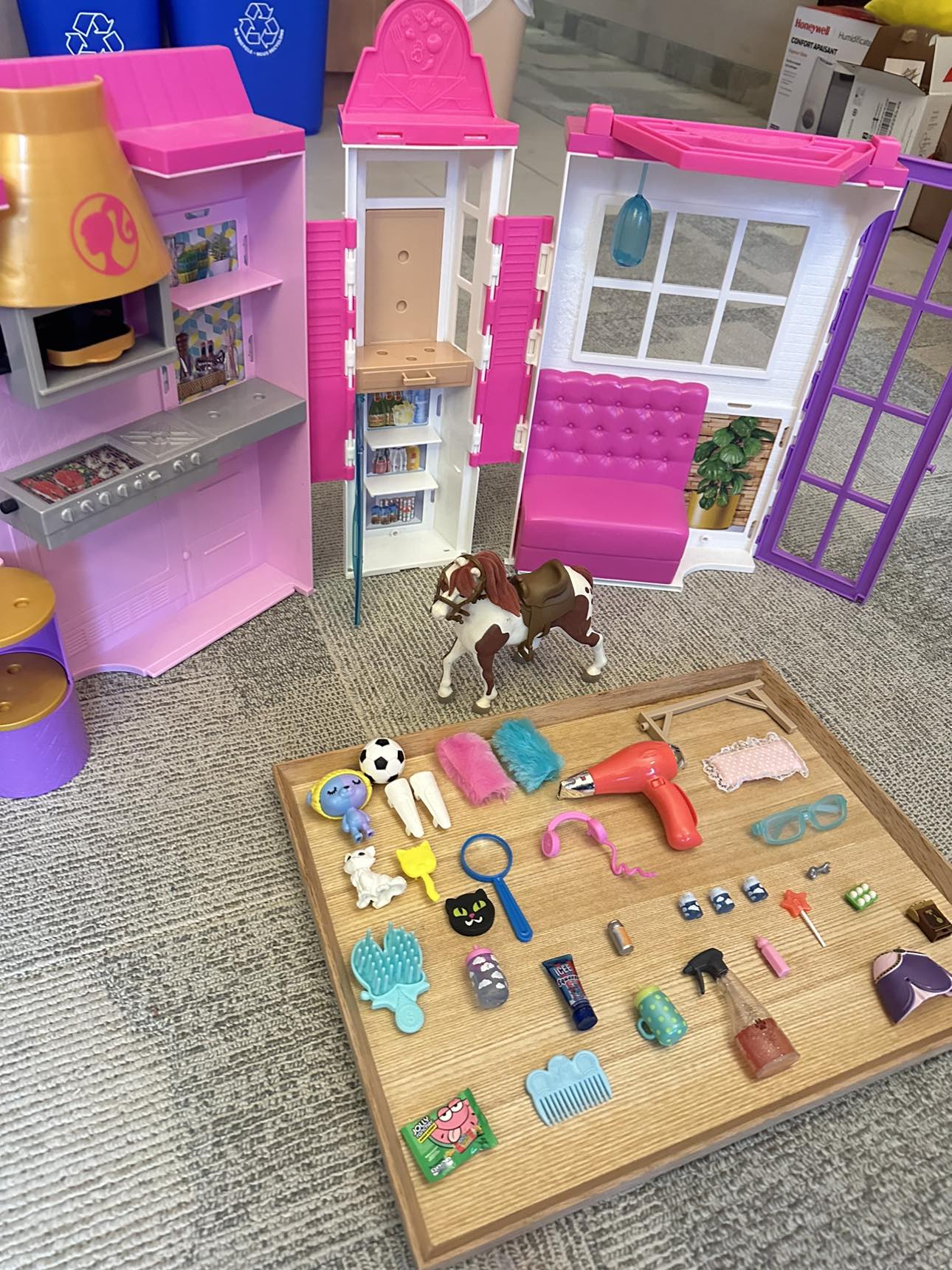 Make me an offer 🚨Barbie Dreamhouse Restaurant with accessories image indicator(2)