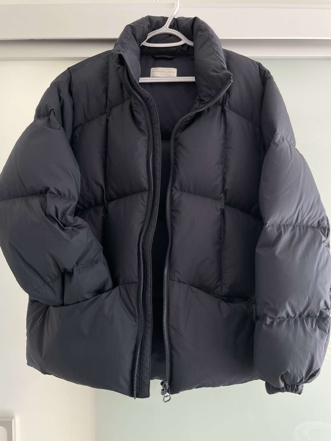 Zara men's padded Puff jcket. Duck down jacket.