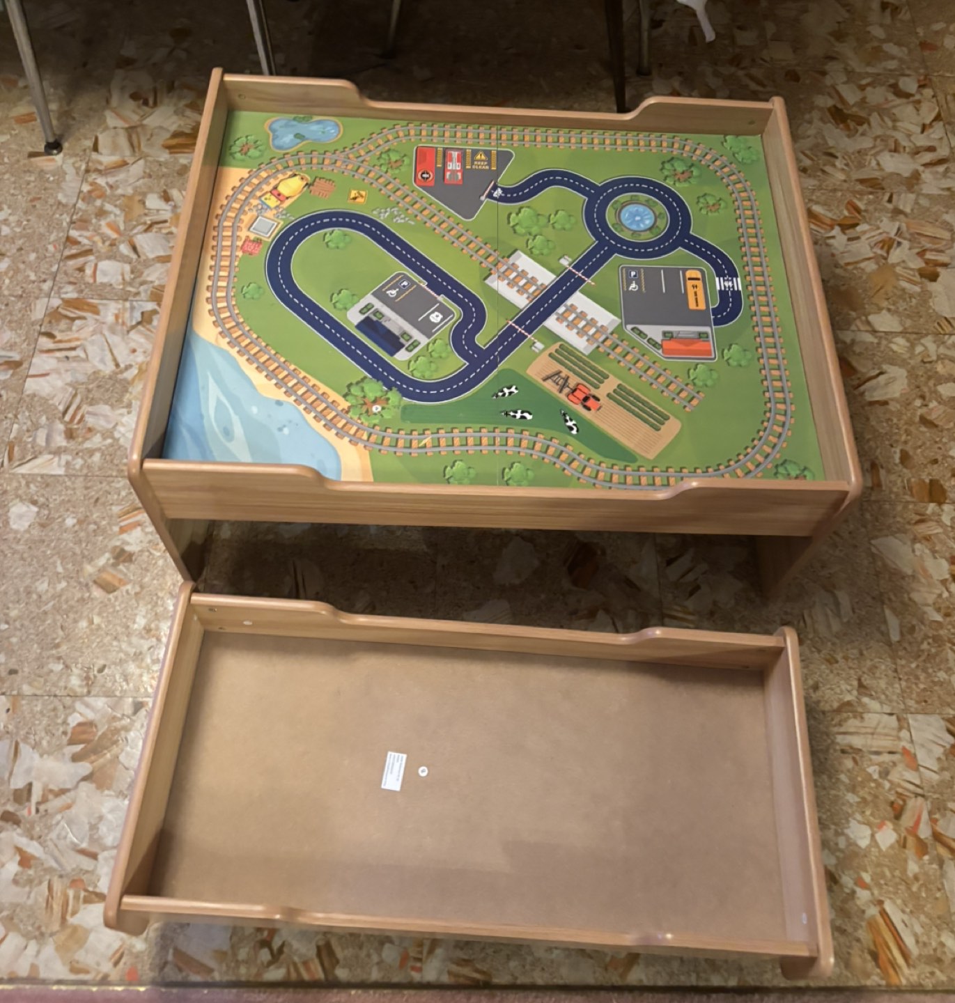 Kids train table