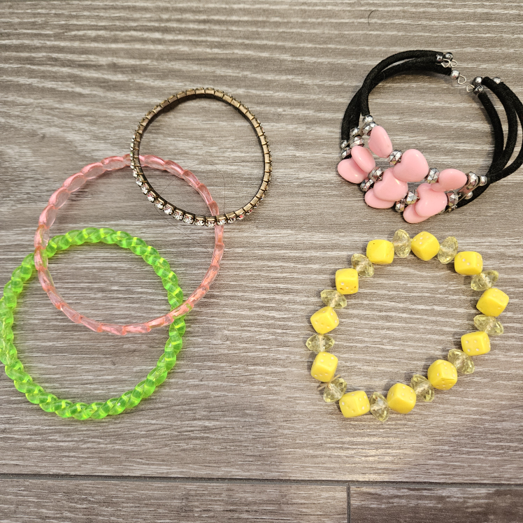 #freecycle 5 Bracelets thumbnail