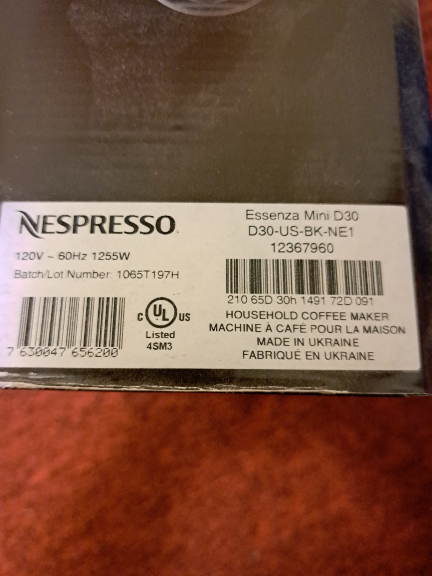 [Brand new in box] Nespresso Essenza mini + reusable capsule image indicator(3)