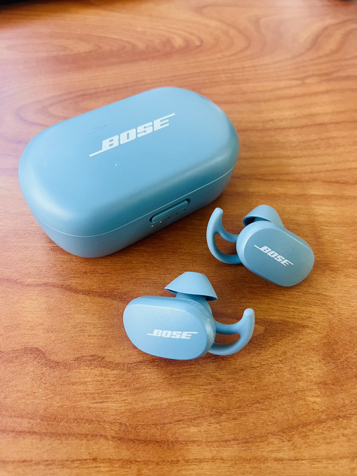 BOSE QuietComfort Earbuds thumbnail