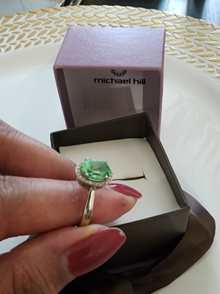 Michael hill silver ring  size 6 image indicator(4)