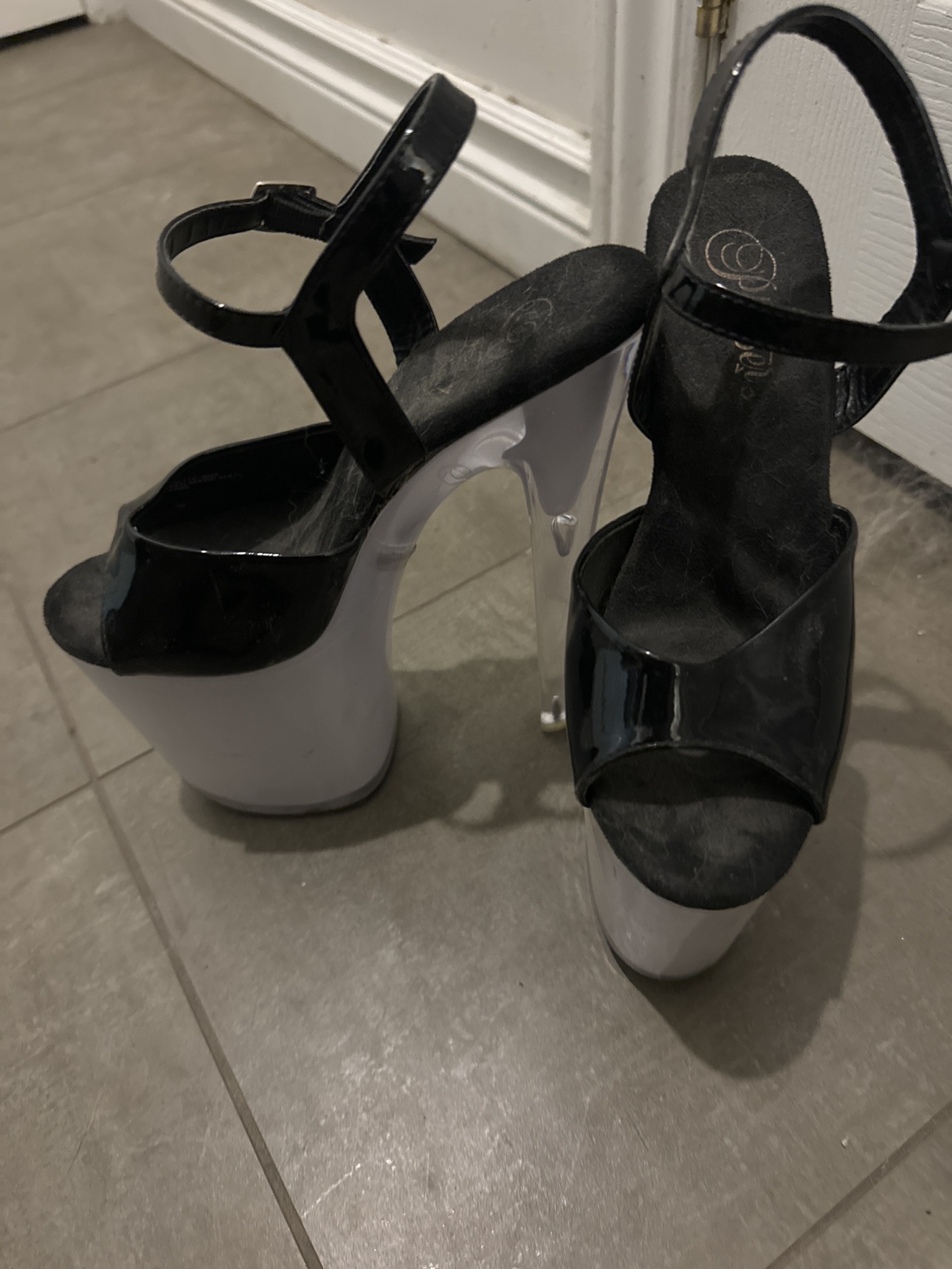 Pleaser heels