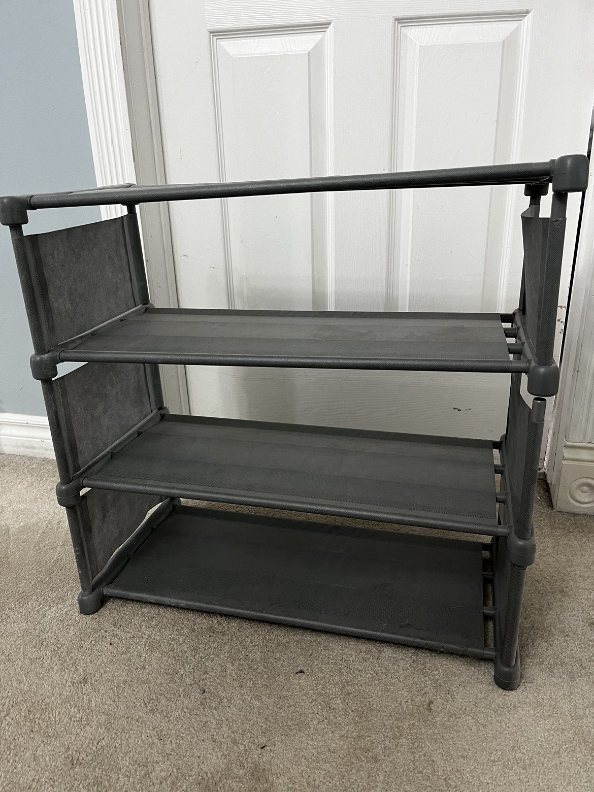 Shoe rack