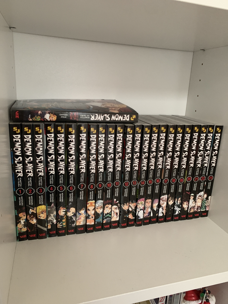 MANGA- Demon slayer (Full Collection) + Free Book included‼️✅