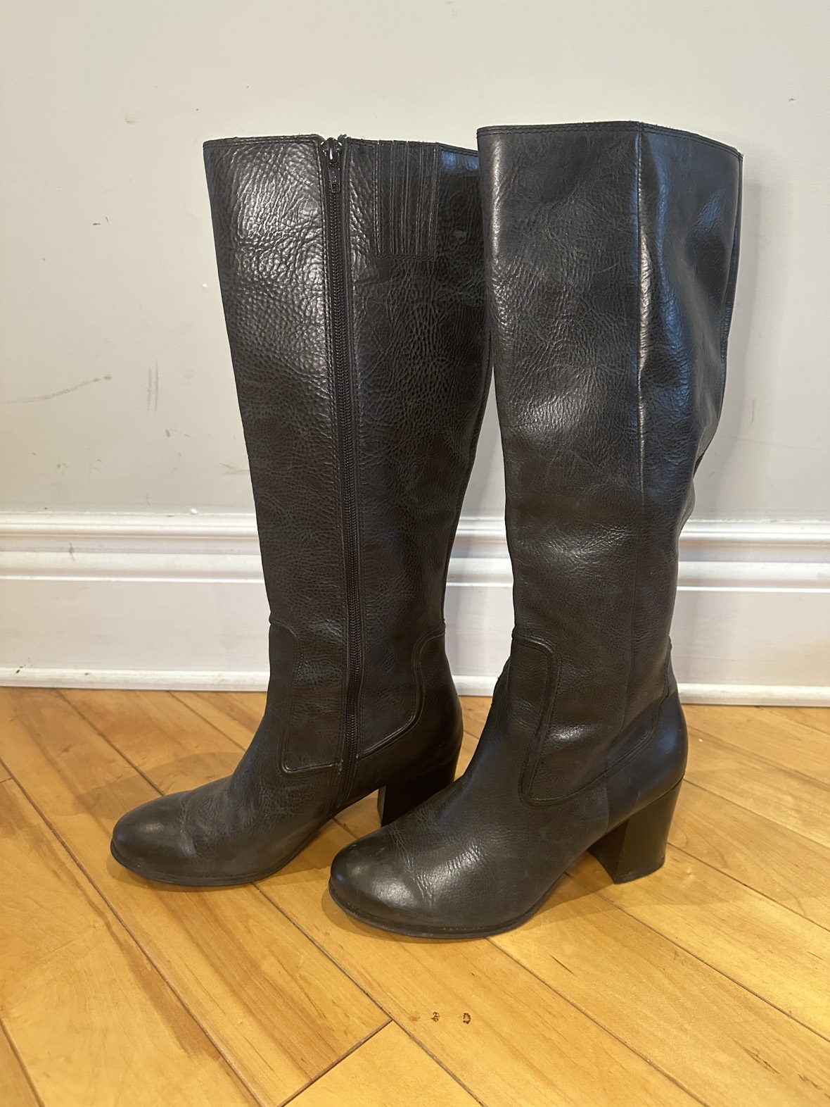 Vintage Leather Boots (Size 10) - photo 3