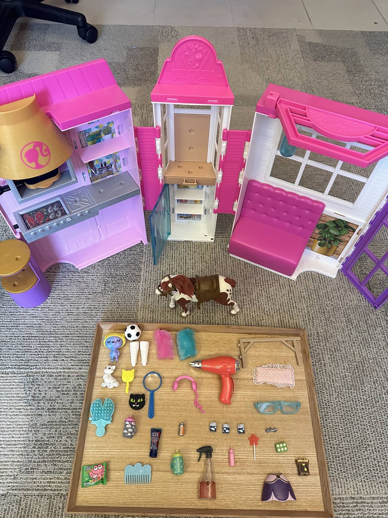Make me an offer 🚨Barbie Dreamhouse Restaurant with accessories image indicator(5)