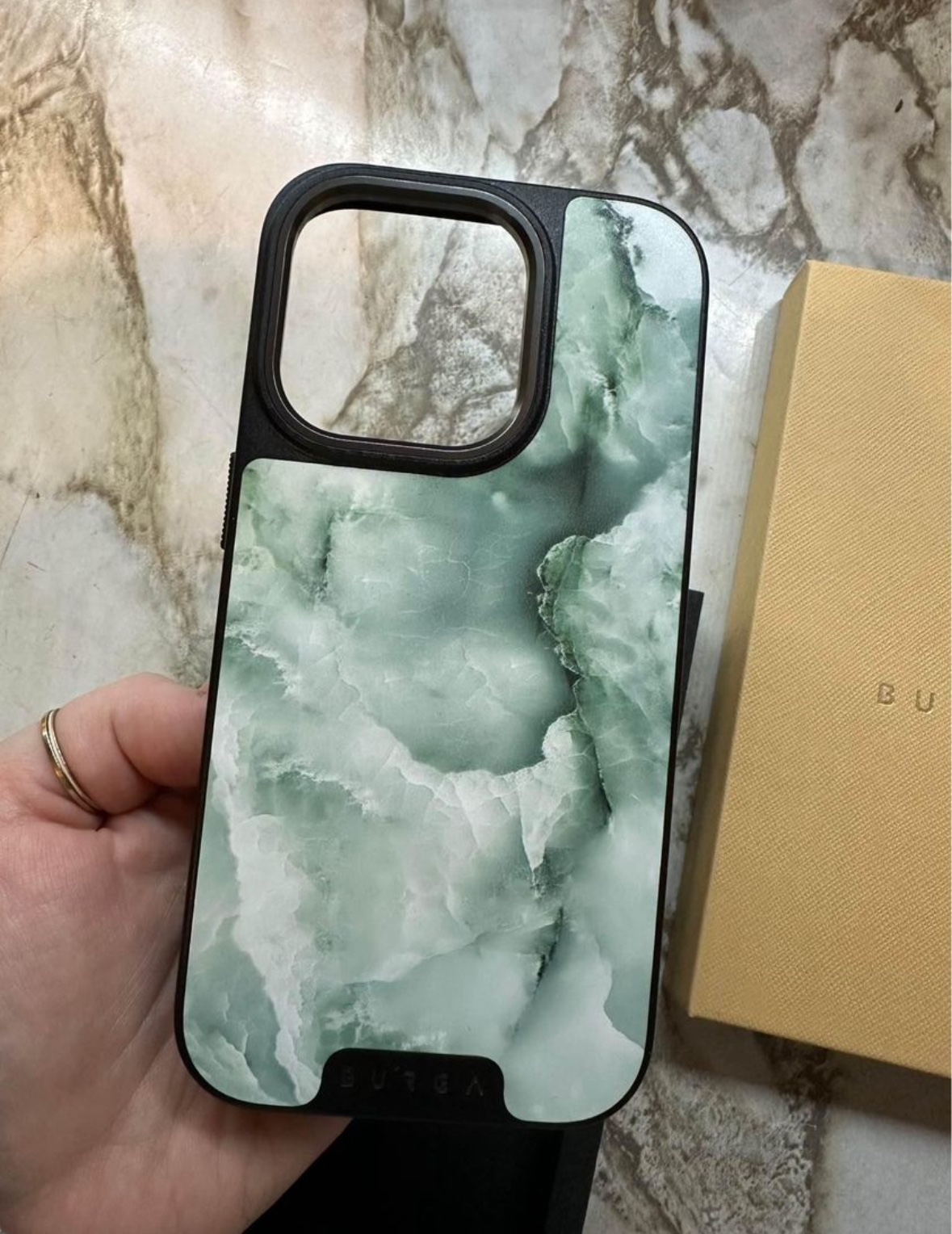 BURGA MagSafe iPhone 14 Pro Case thumbnail