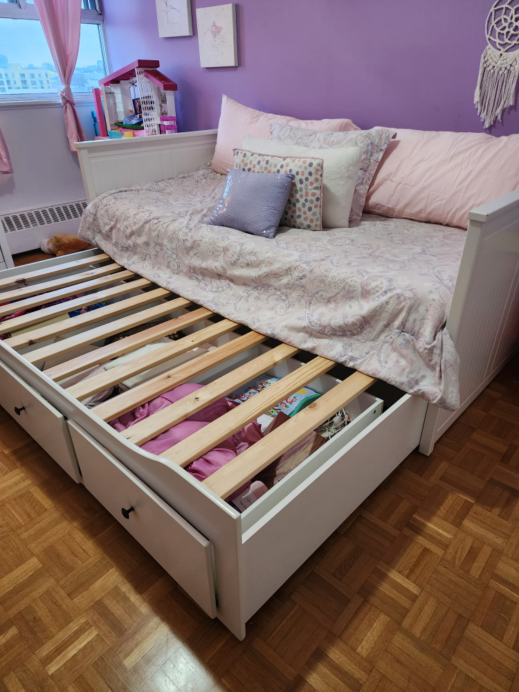 Twin Bed- pretty 😍 - photo 2