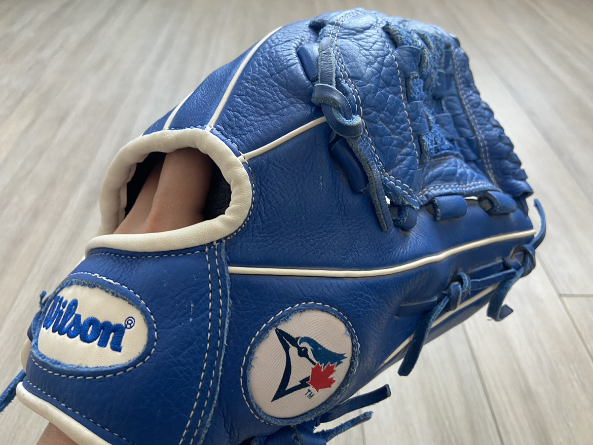 Wilson A500 Youth Blue Jay Baseball glove 12”