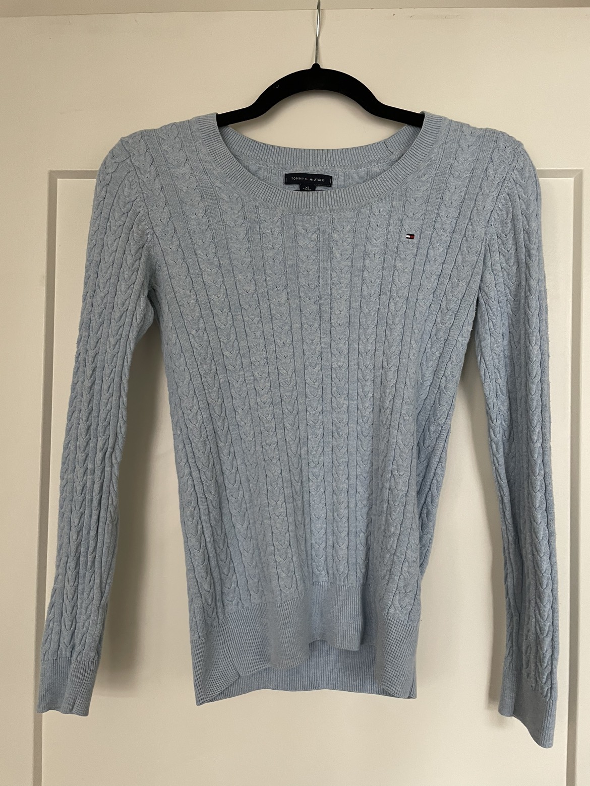 Tommy Hilfiger sweater image indicator(4)