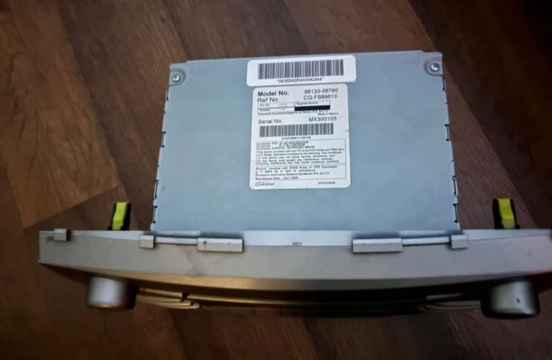 OEM 2010-2011 TOYOTA CAMRY RADIO AM FM CD PLAYER RECEIVER REPLAC image indicator(3)