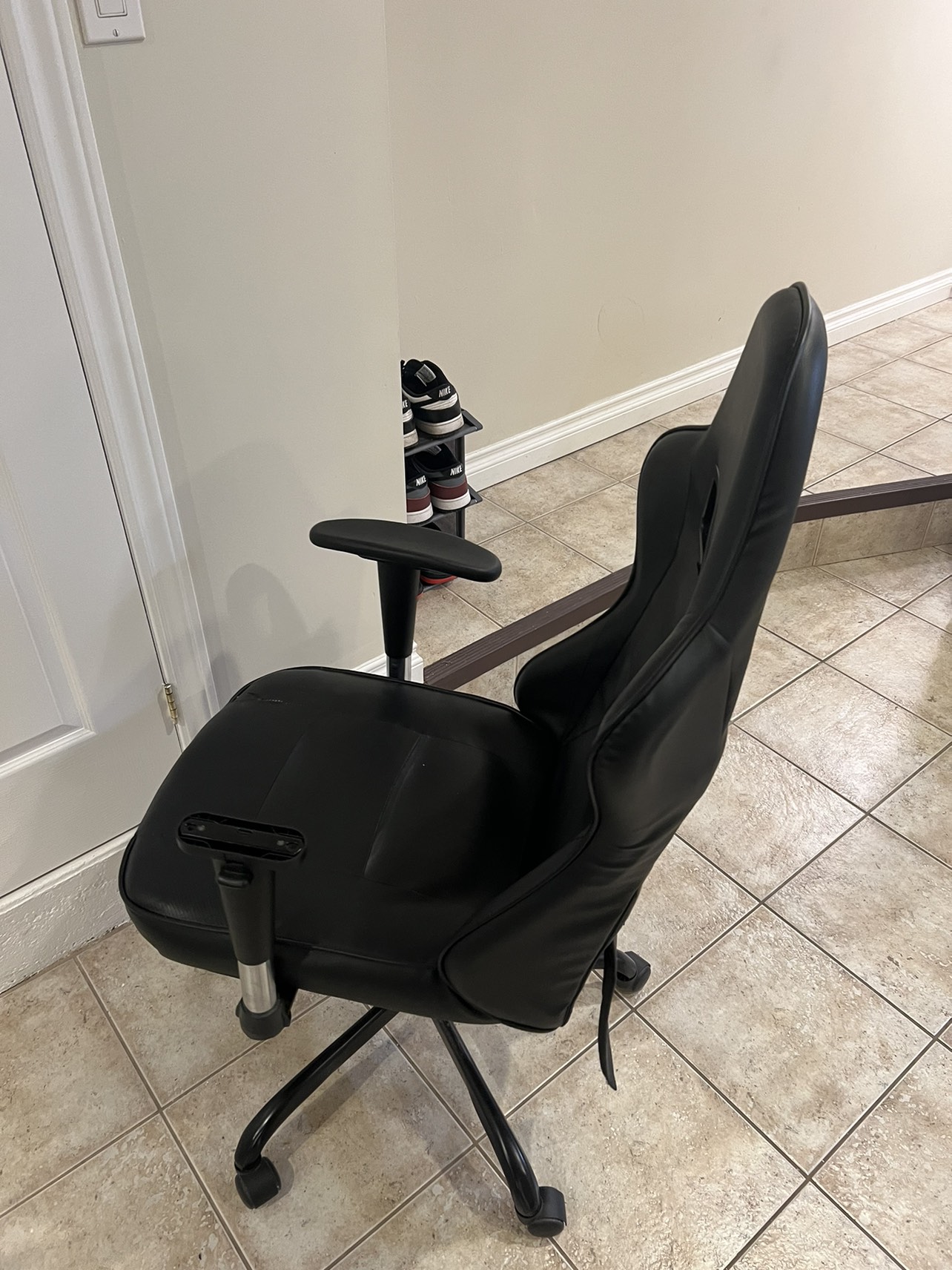 Gaming chair - photo 3
