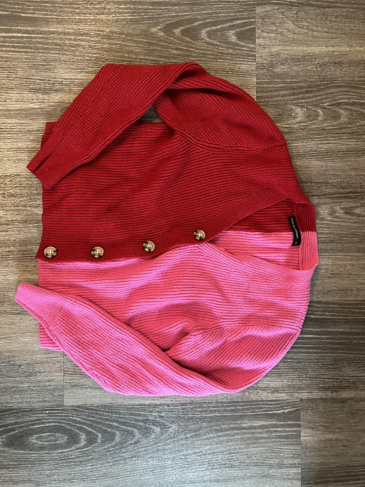 Moon and Madison bicolor sweater thumbnail