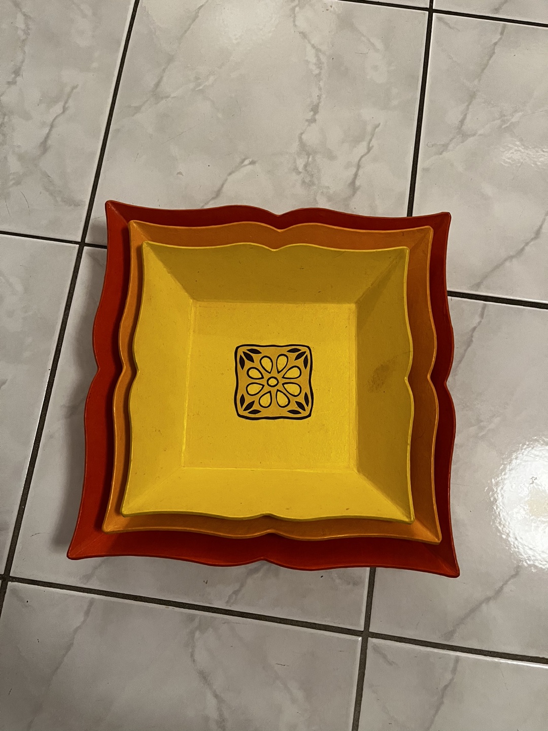 #freecycle plates thumbnail