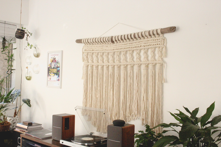 Extra large macrame wallhanging on driftwood - photo 3