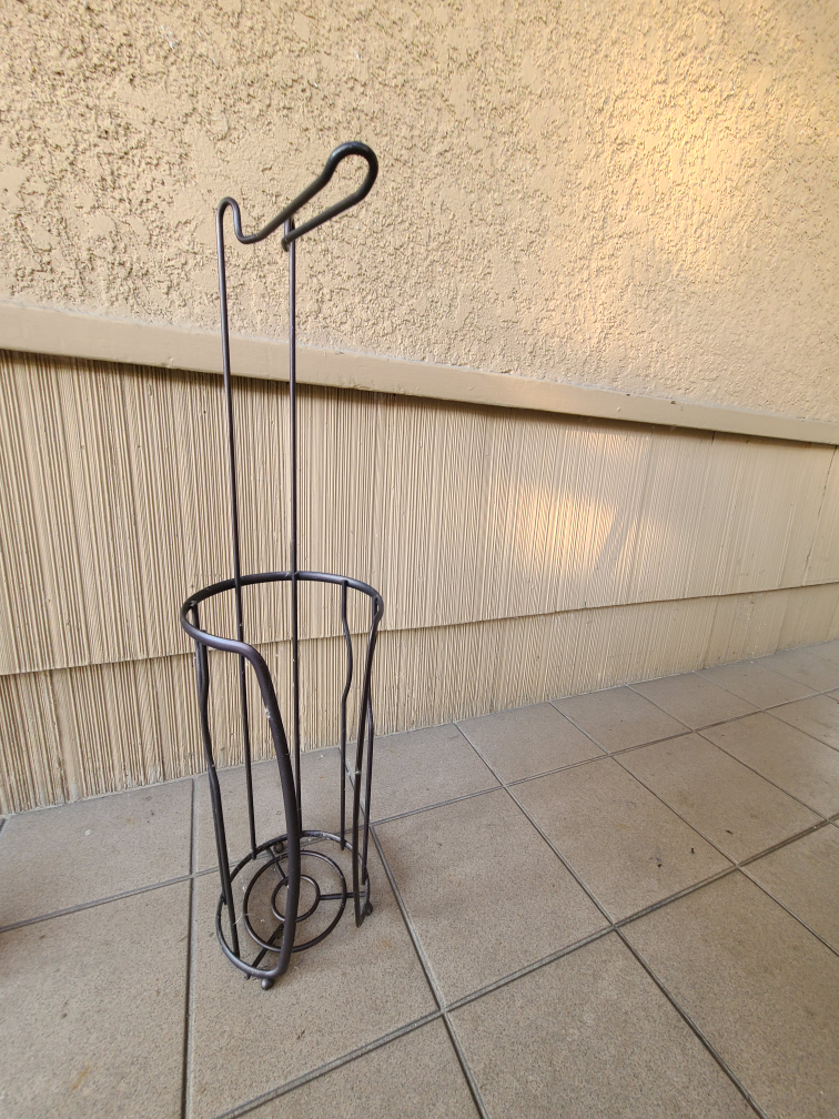 Clearing storage locker sale image indicator(2)