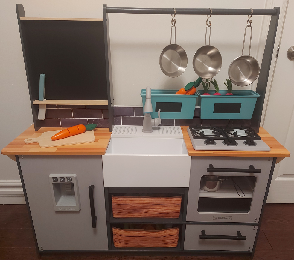 Toy Kitchen thumbnail