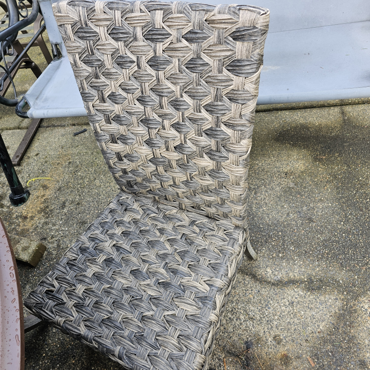 patio set. - photo 5