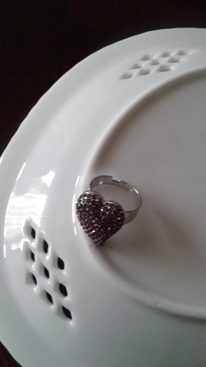 Heart Shape Ring with Pink Stones image indicator(3)