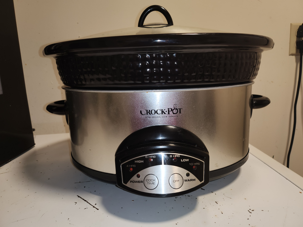 LARGE Crock-Pot slow cooker🥕 thumbnail