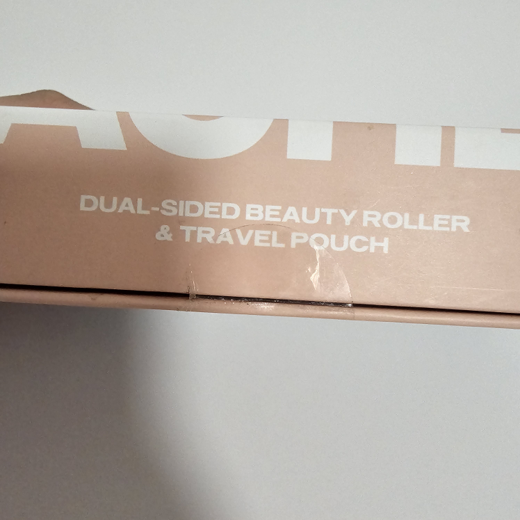 Sacheu Beauty Stainless Steel Facial Roller - photo 2