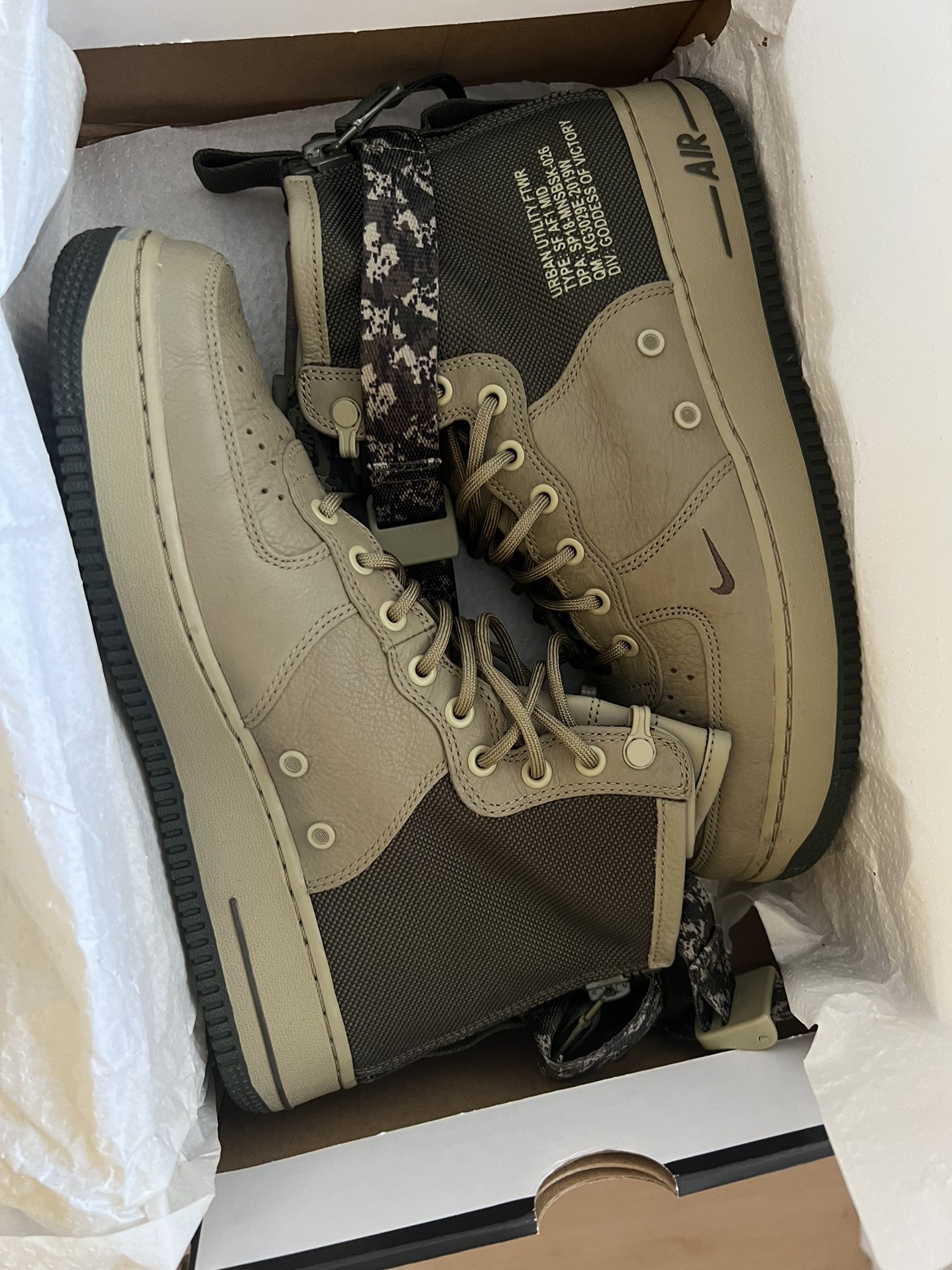 Nike SF Air Force 1 Mid Neutral Olive Cargo Khaki Men’s Size 10 thumbnail