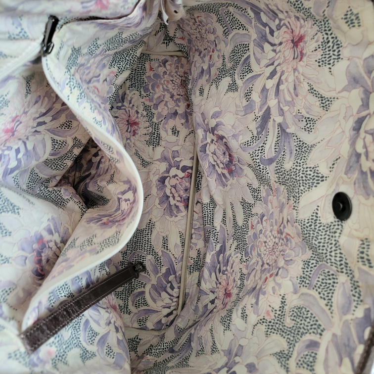 Original Longchamp Metallic Leather Tote Bag image indicator(3)